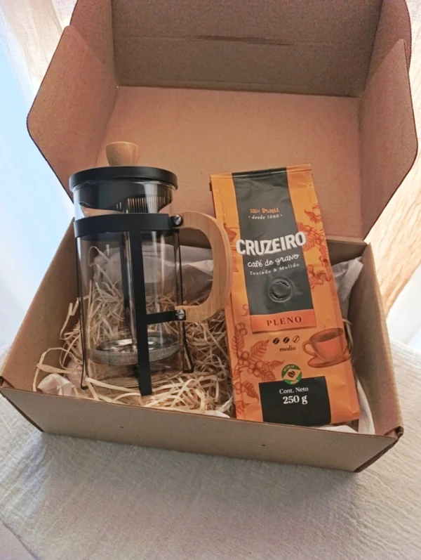 BOX 12 Cafe Listo