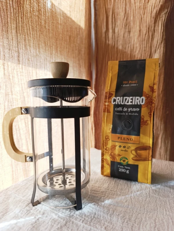 BOX 12 Cafe Listo