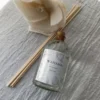 Difusor vidrio 100 ml Fragancia Wanama con 6 Varillas de Ratán