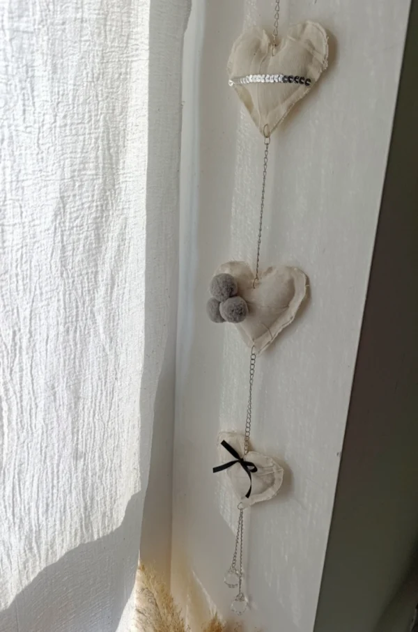 Adorno Cadena de Corazones + Caireles