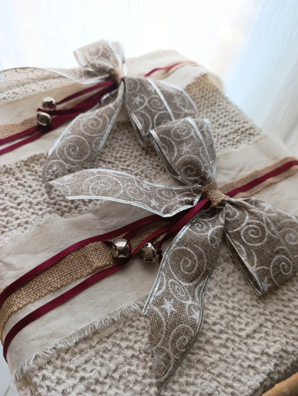 Adorno Lazo y Cascabel