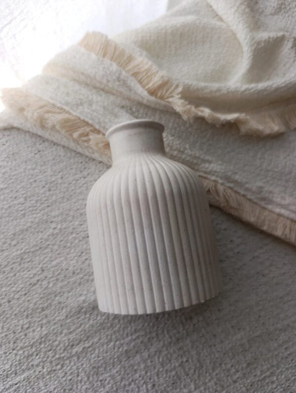 Florero yeso campana marmolada