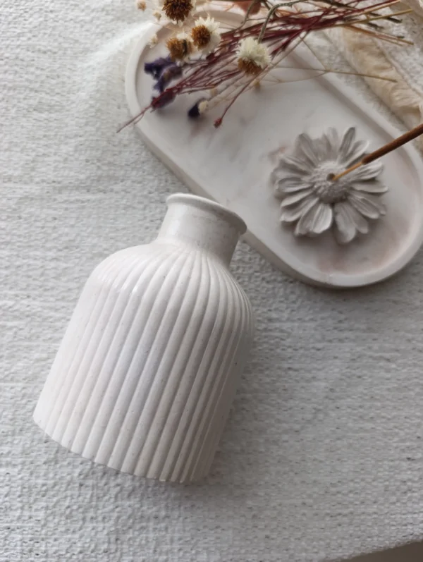 Florero yeso campana marmolada